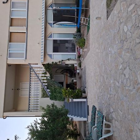 Apartments Mira Jadrtovac Exterior foto