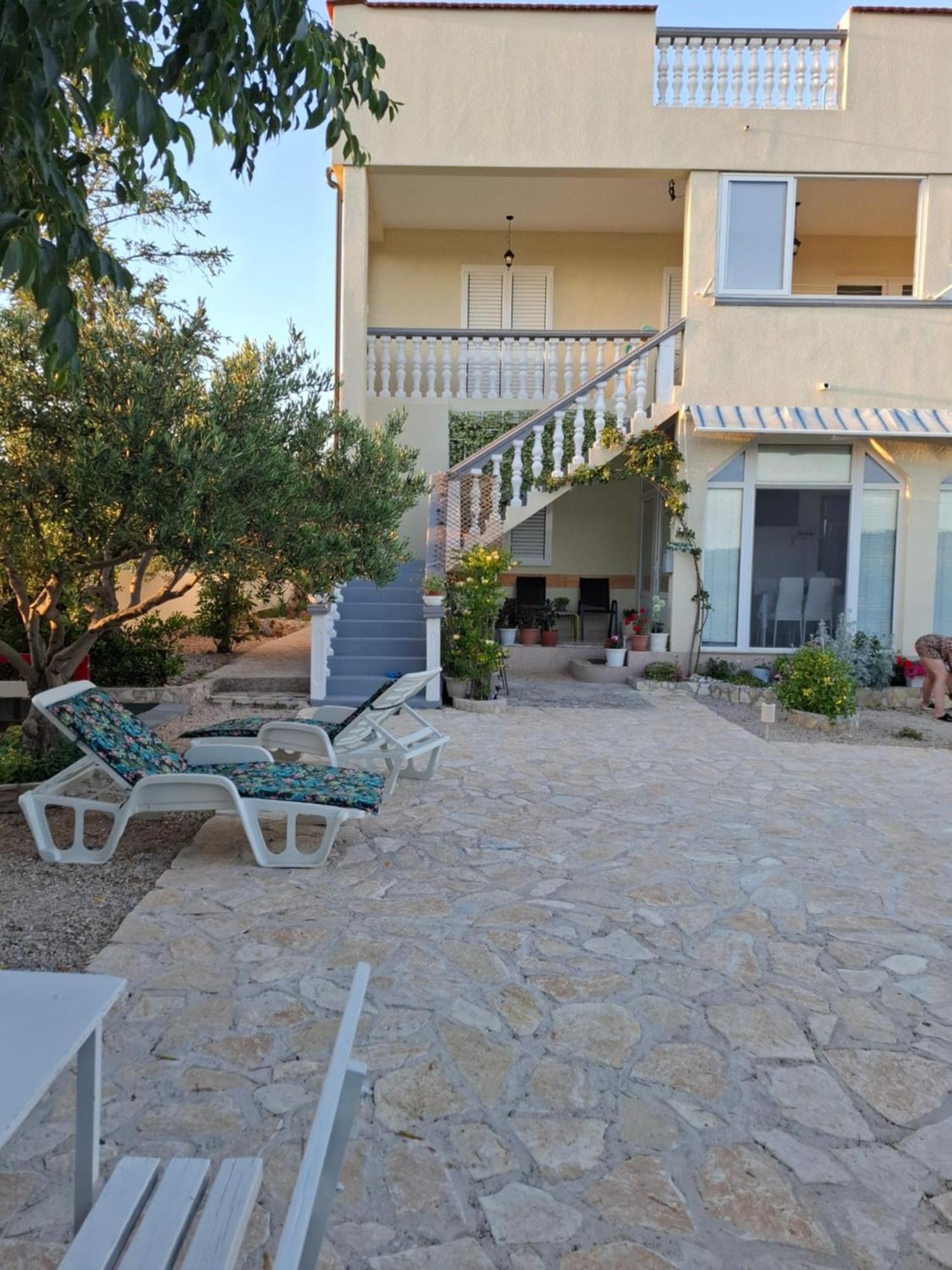 Apartments Mira Jadrtovac Exterior foto